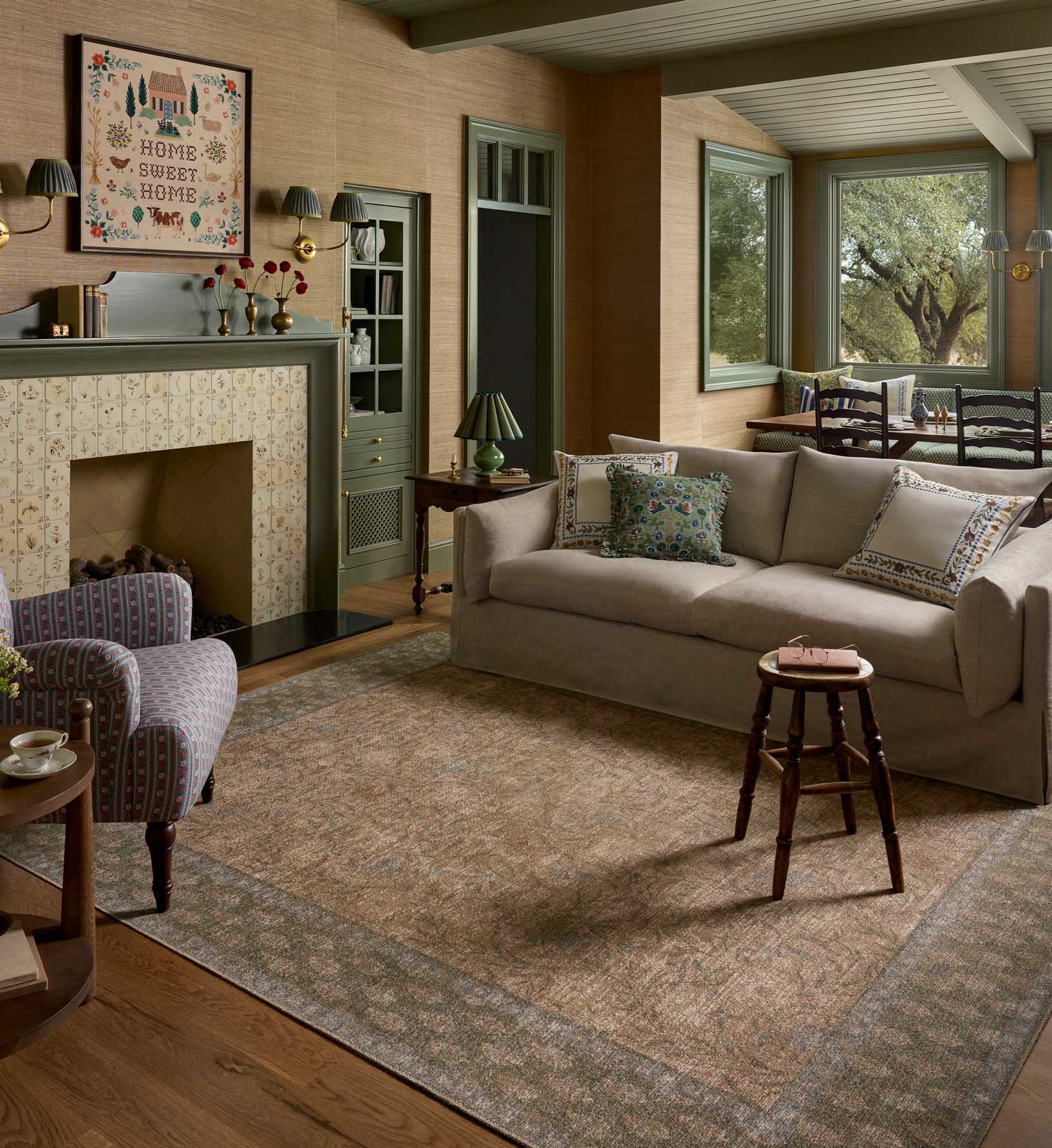 Edinburgh Aster Power Loomed Rug - Sand & Green